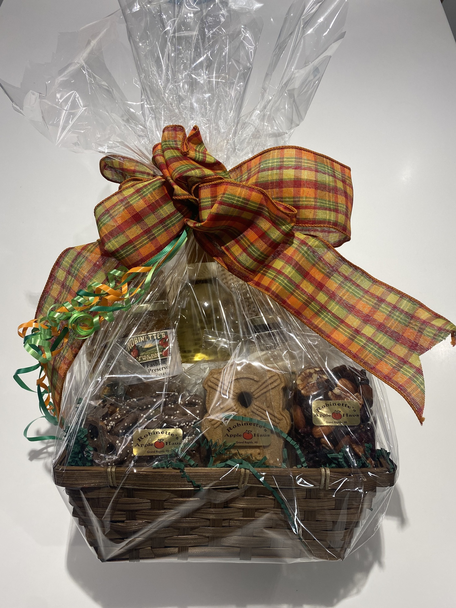 Gift Basket 15th Annual Jay & Betty Van Andel Legacy